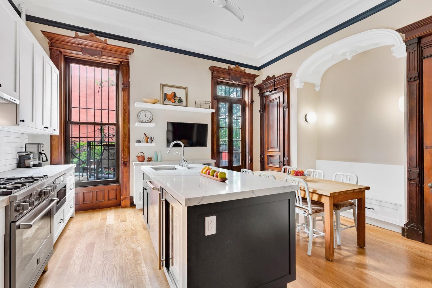Luxury Kitchen, Bath & Apartment Renovations In NYC | Gallery Kitchen ...